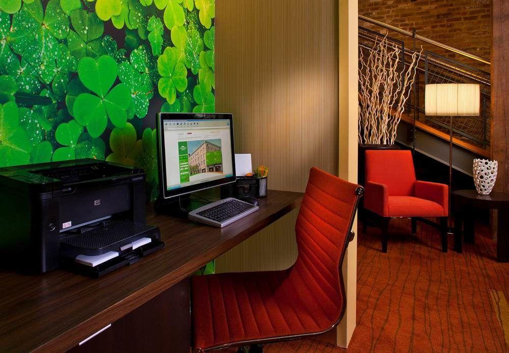 Hotel Courtyard By Marriott New Orleans Warehouse Arts District Exterior foto
