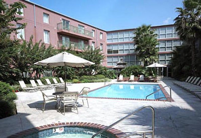 Hotel Courtyard By Marriott New Orleans Warehouse Arts District Exterior foto